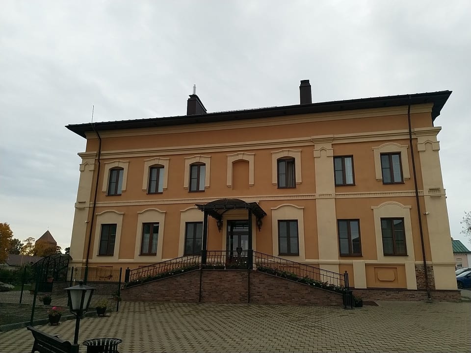 Außenansicht Hotel Mirsky Posad