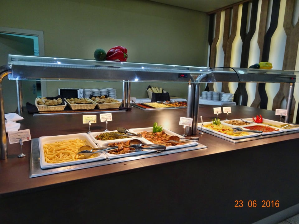 Kleiner Teil des Buffets Hotel Valle del Este Golf Spa