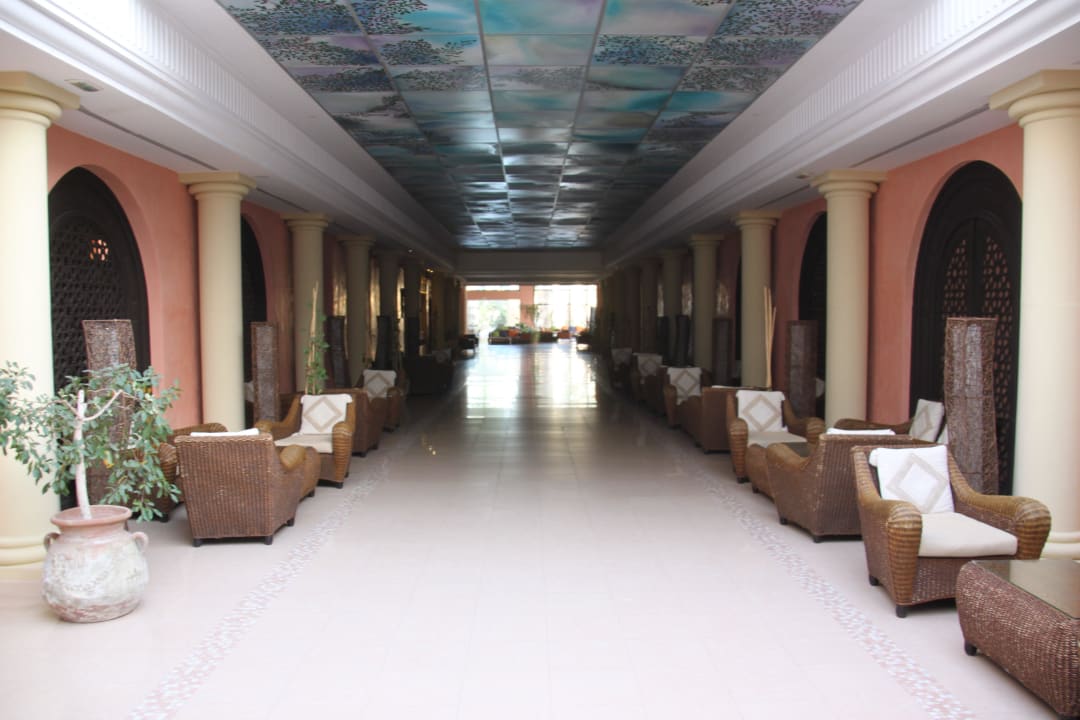 Große Halle Hotel Paradis Palace