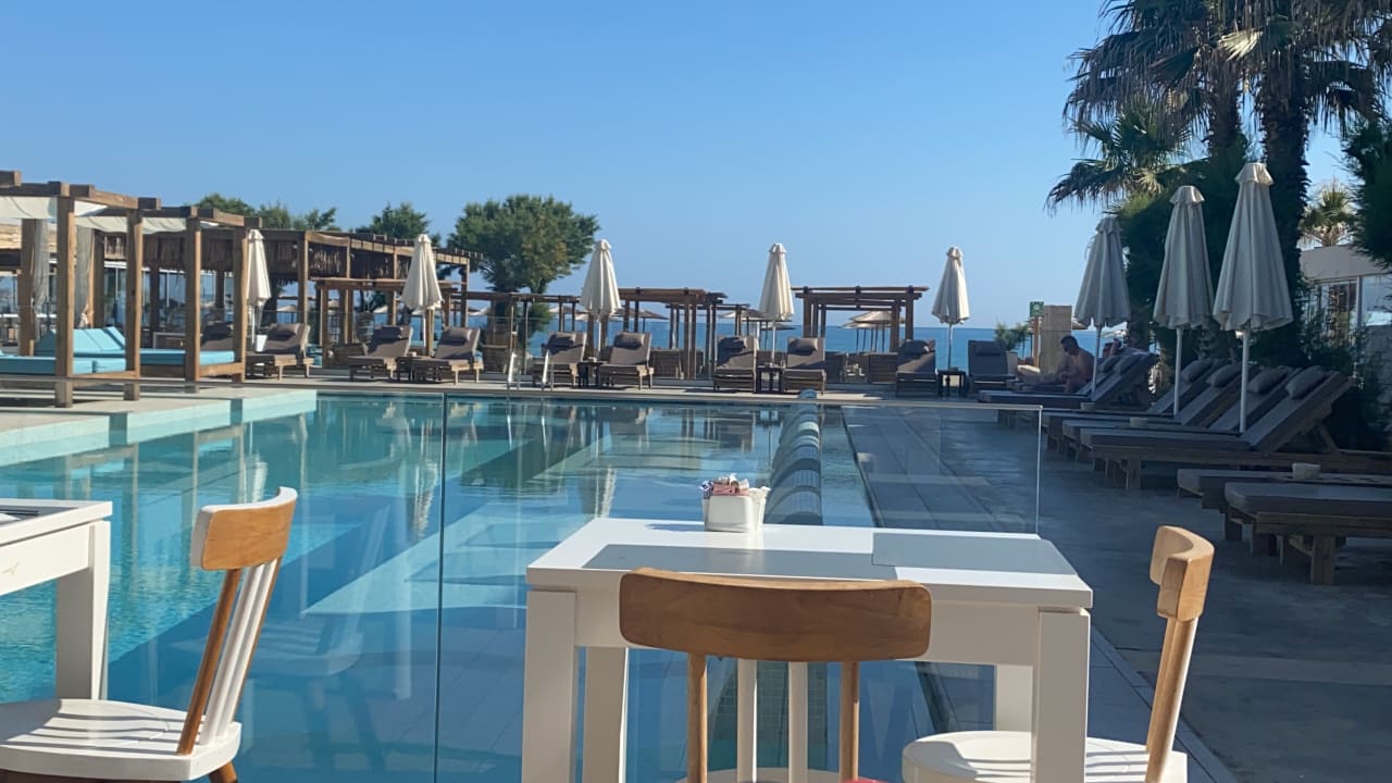 Gastro Paralos Lifestyle Beach