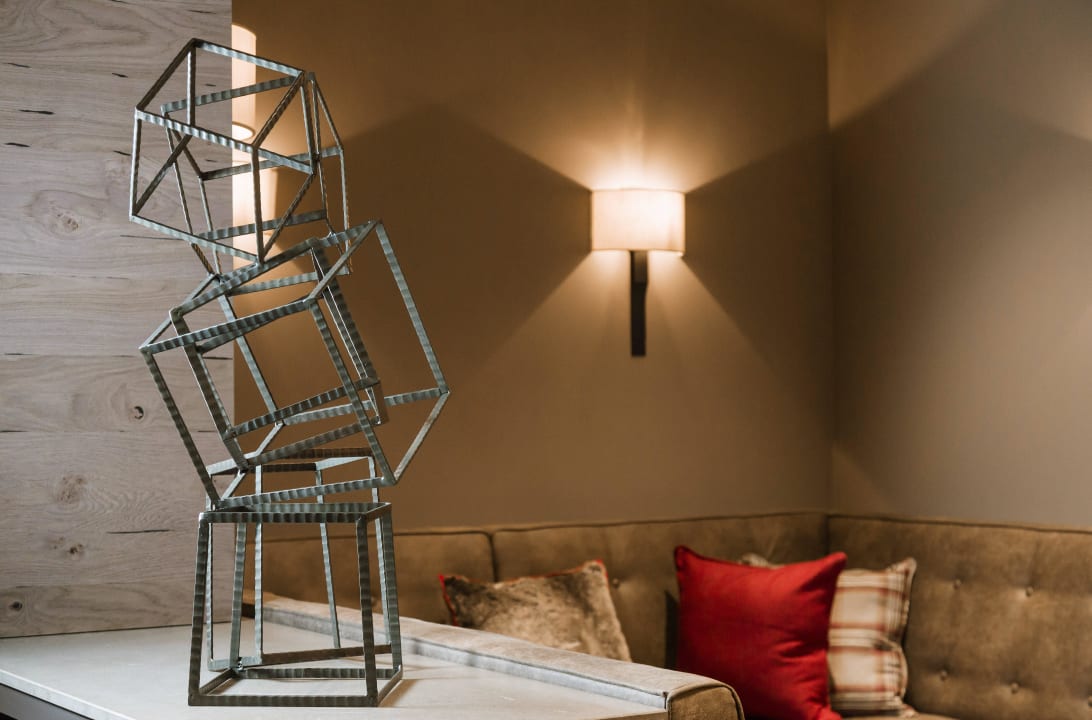 Sitzecke Lobby AMERON Davos Swiss Mountain Resort