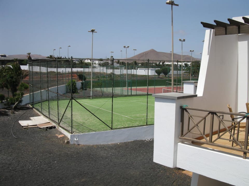 Tennisplatz allsun App.-Hotel Albatros