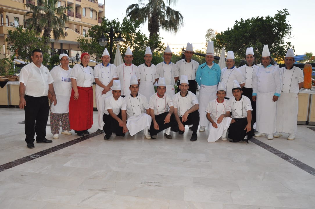 Restaurant team Bella Resort & Spa