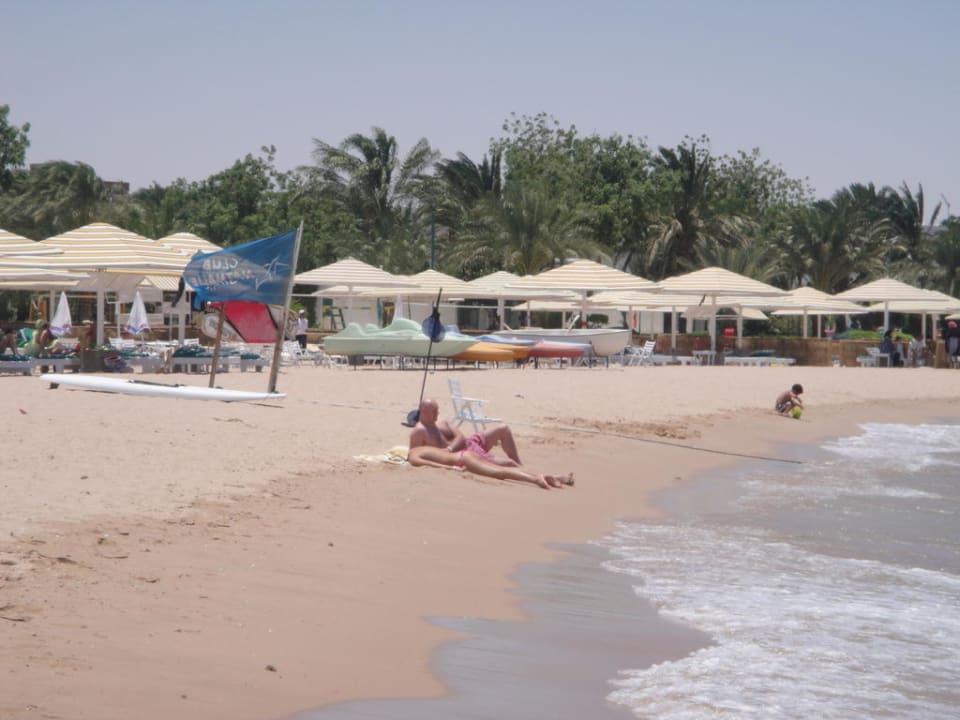 Beautiful beach Menaville Safaga