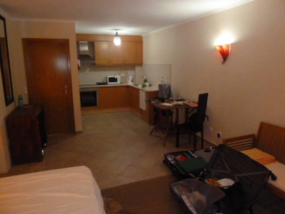 All in one Inn Seventies Cheap and Chic