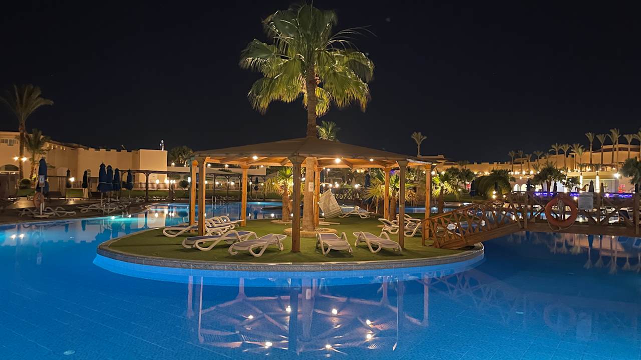 Pool Cleopatra Luxury Resort Makadi Bay