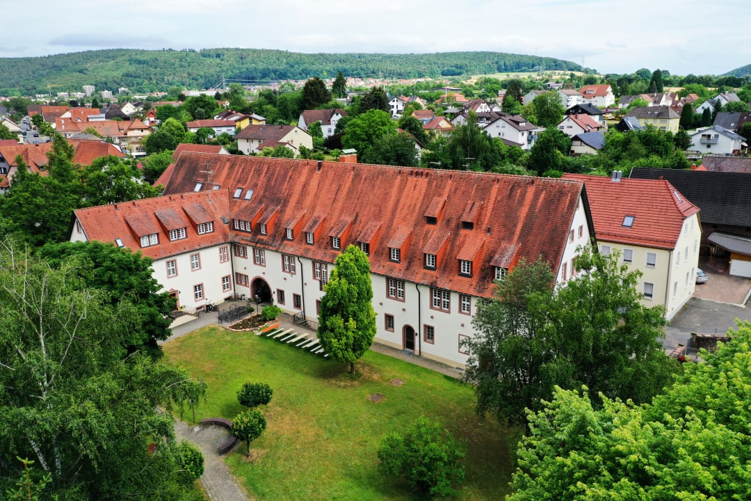 Außenansicht Bildungshaus Neckarelz
