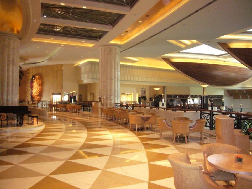 Halle 2 Grand Hyatt Dubai