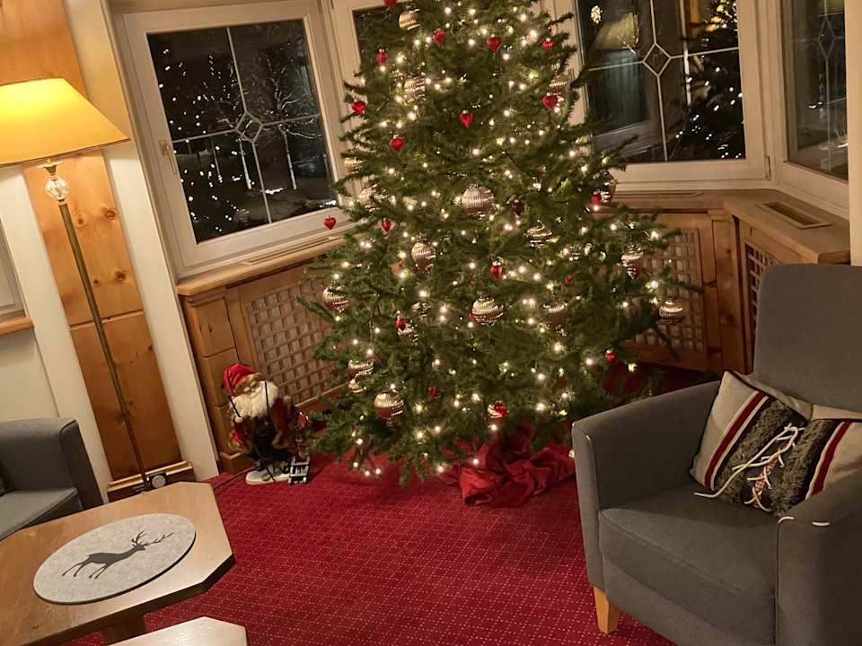 Lobby Hubertus Hotel & Apartments