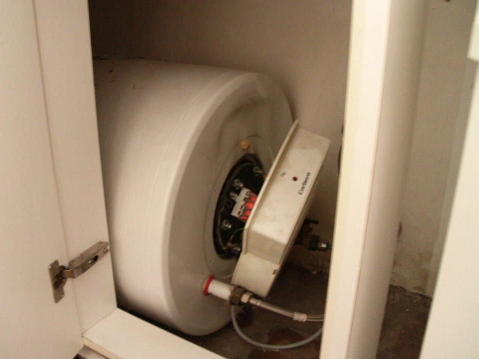 Wasserboiler Küche LABRANDA Bahía y Villas Fañabé