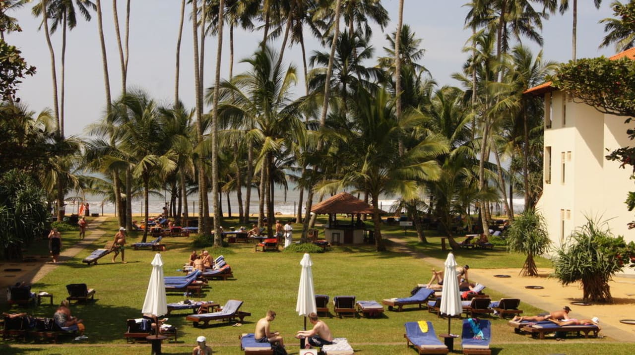 Widok z restauracji Mermaid Hotel & Club