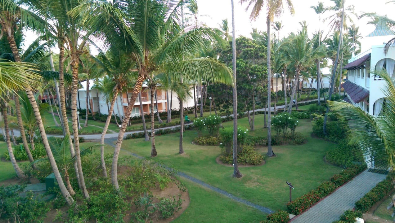 Ausblick auf die Gartenanlage Grand Palladium Select Bávaro Resort & Spa