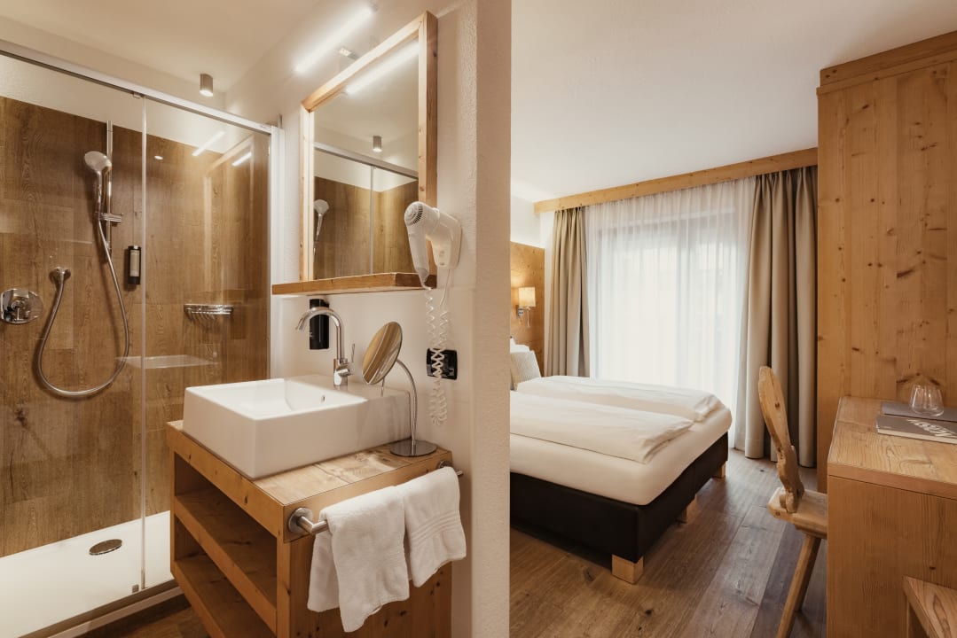 Zimmer Hotel Diana Dolomites