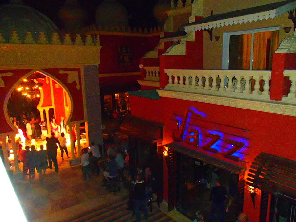 Вид из номера Pickalbatros Alf Leila Wa Leila Resort - Neverland Hurghada