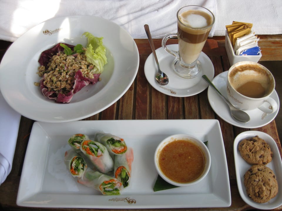 Gericht vom Zimmerservice Santhiya Koh Phangan Resort & Spa