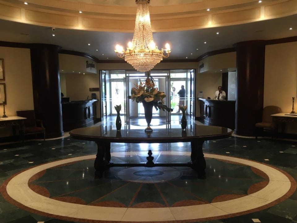 Lobby Hotel The Edward Protea