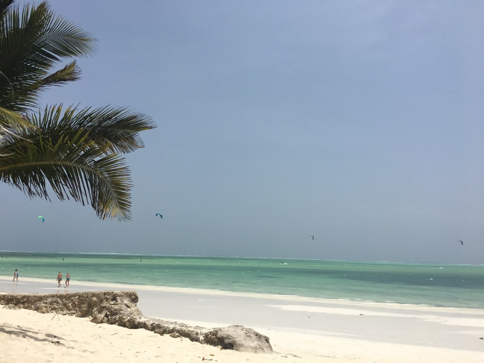 Strand Neptune Pwani Beach Resort & Spa