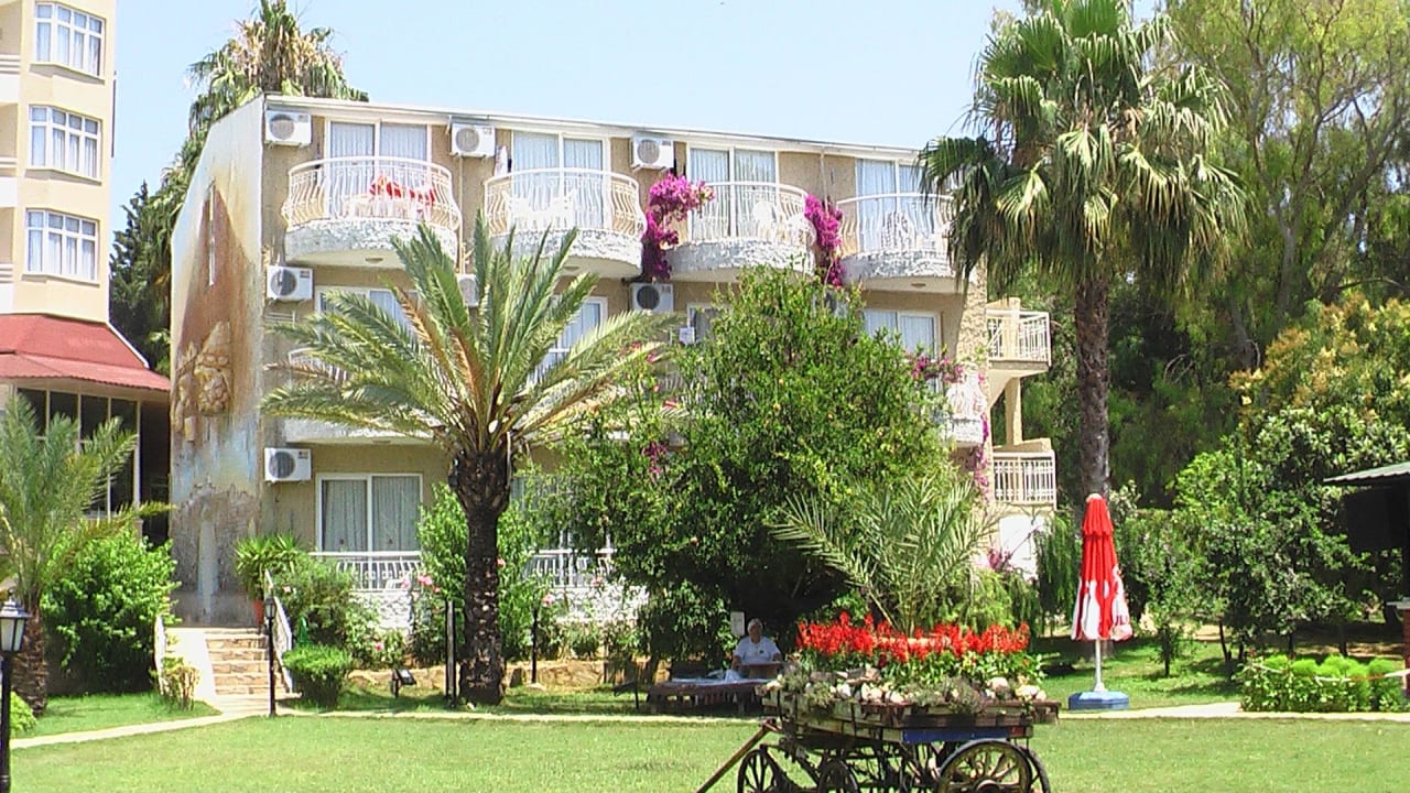 Mit Blick zum Hotel Incekum Su Hotel