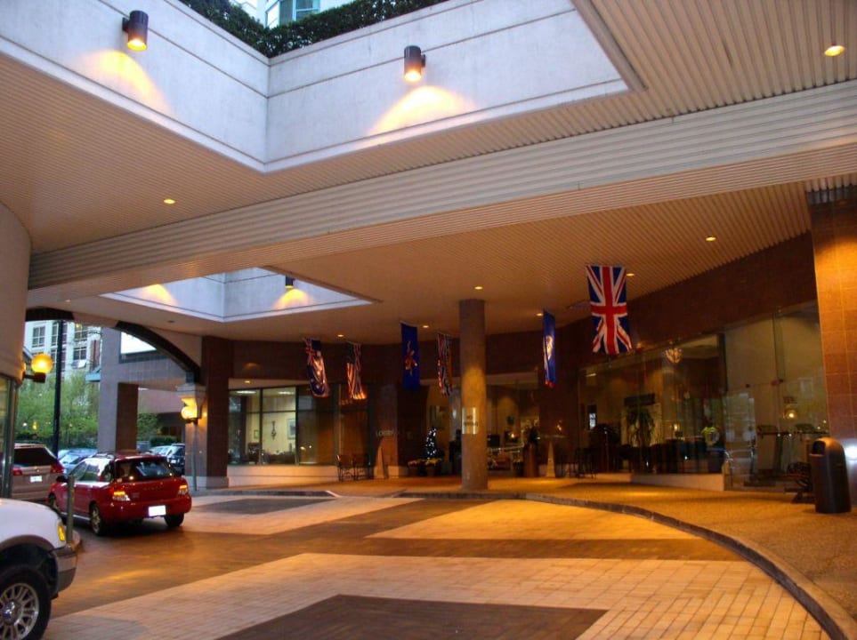 Eingang Rosedale on Robson Hotel Rosedale on Robson