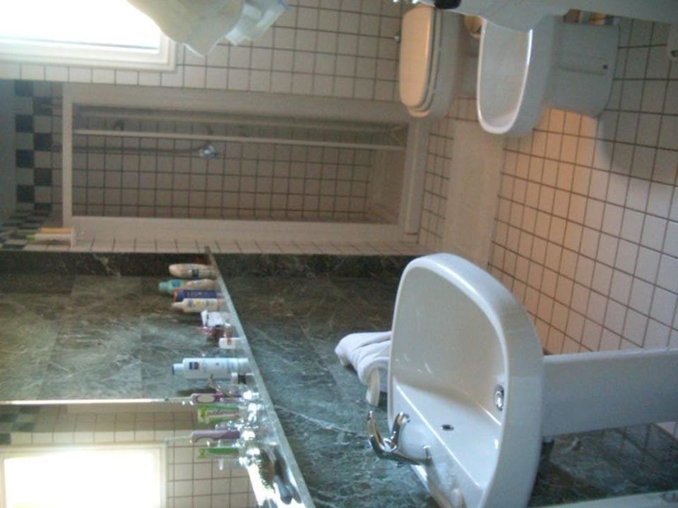 Badezimmer Keri Village & Spa by Zante Plaza - Adults Only