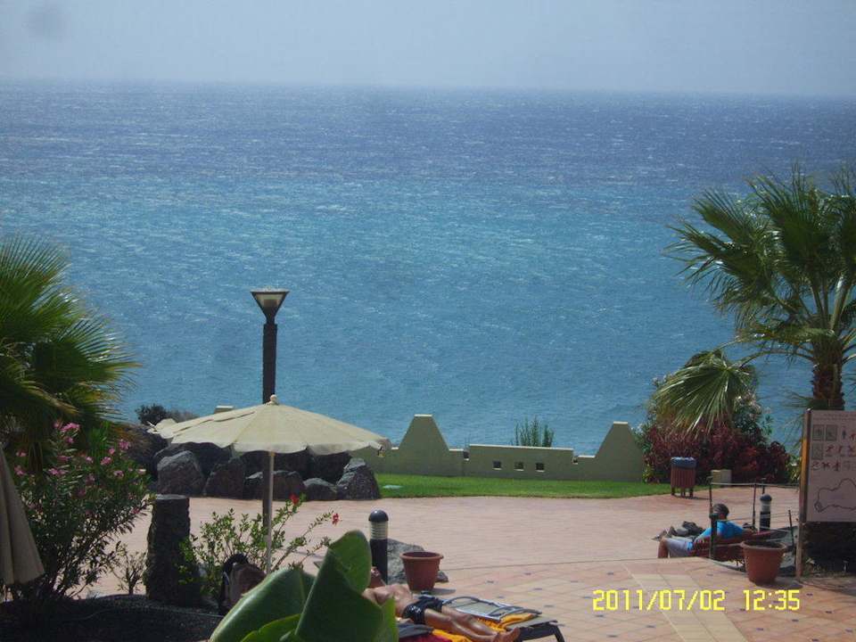 Blick aufs Meer von Poolanlage H10 Tindaya