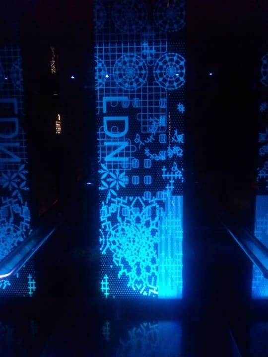 Licht im Lift Park Plaza London Waterloo