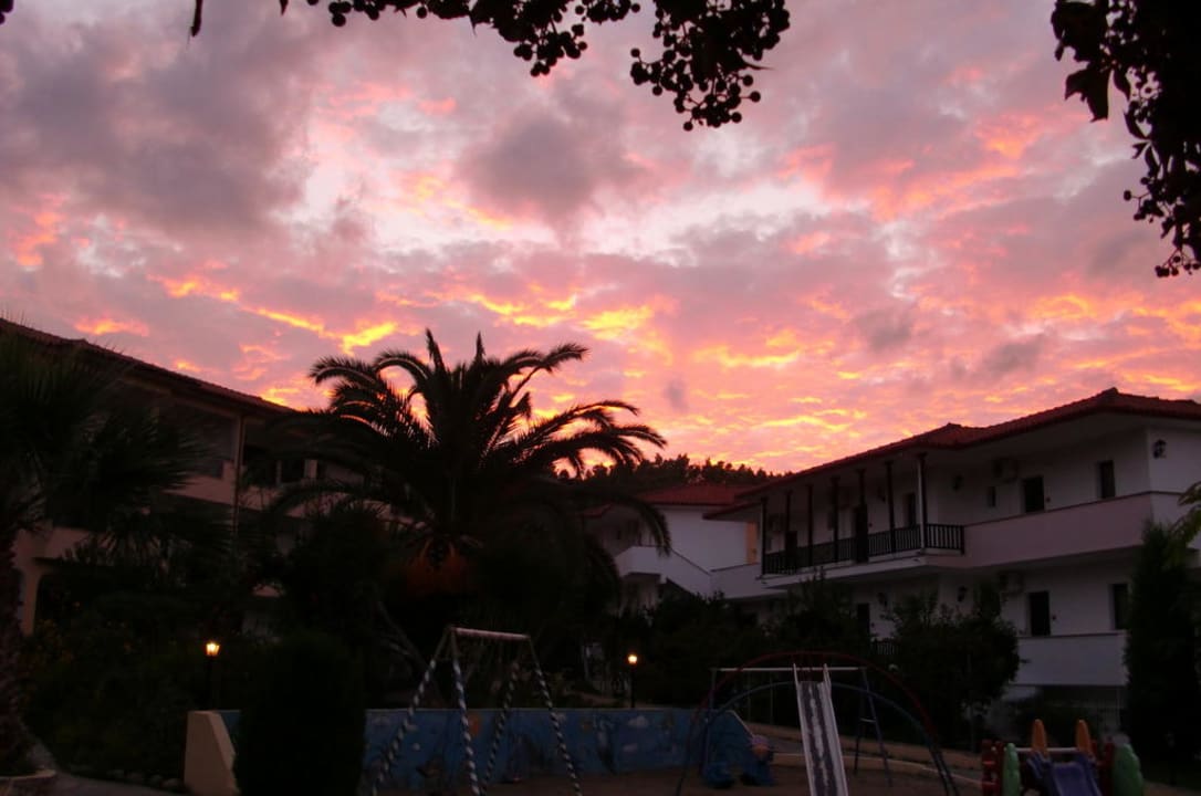 Abendstimmung Hotel Chrousso Village