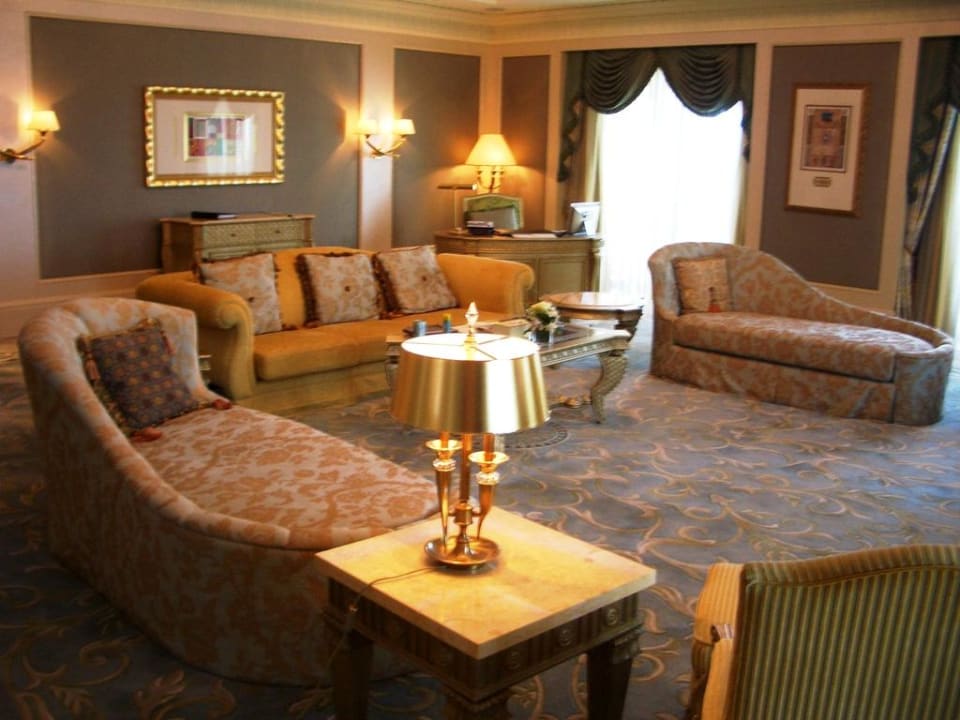 Presidential Suite - Wohnzimmer Emirates Palace Mandarin Oriental