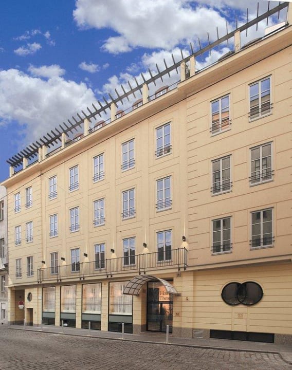 Facade K+K Hotel Maria Theresia