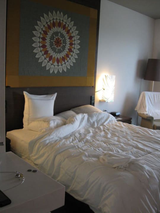 Bett Hotel Swissôtel Kolkata