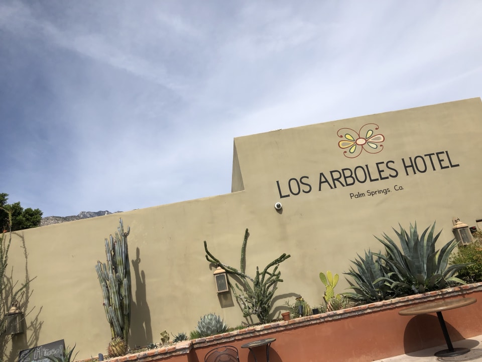 Außenansicht Hotel Los Arboles