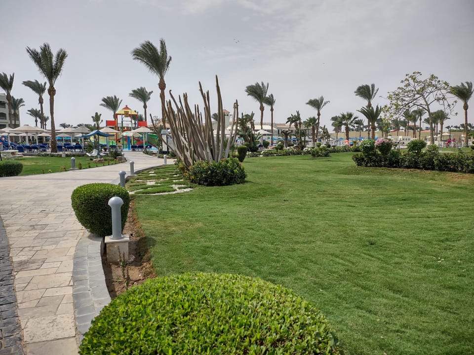 Gartenanlage Pickalbatros Dana Beach Resort - Hurghada