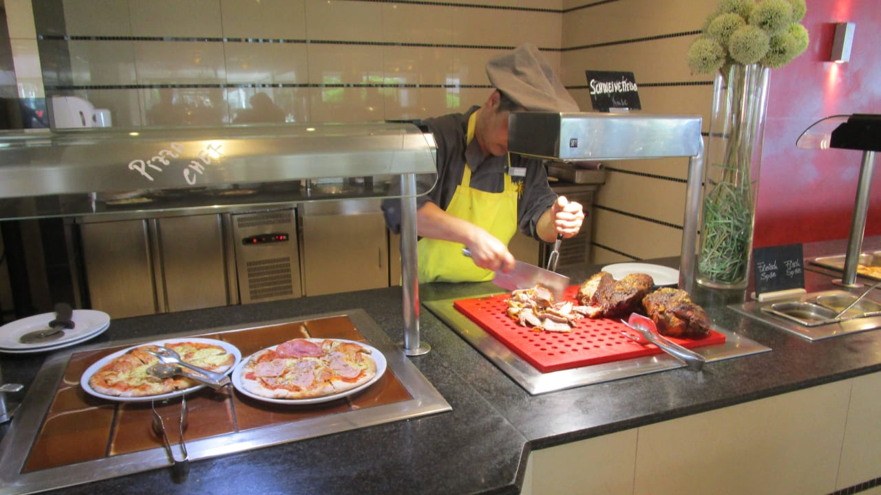 Fisch und Fleisch allsun App.-Hotel Albatros