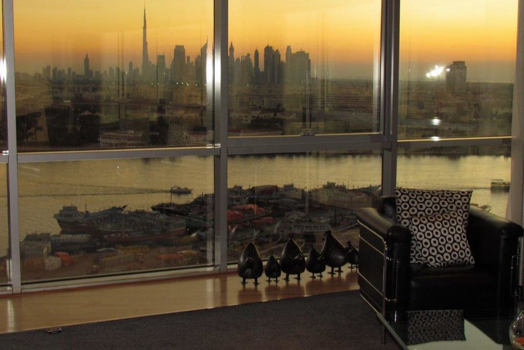 Executive suite 1307 Golden Sands Hotel Creek