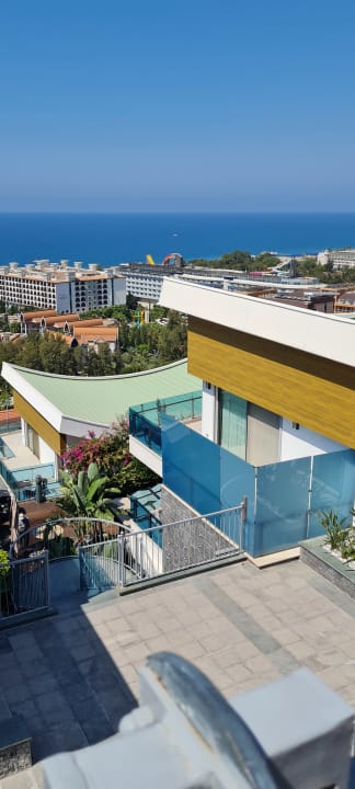 Ausblick Elite Luxury Suite & Spa