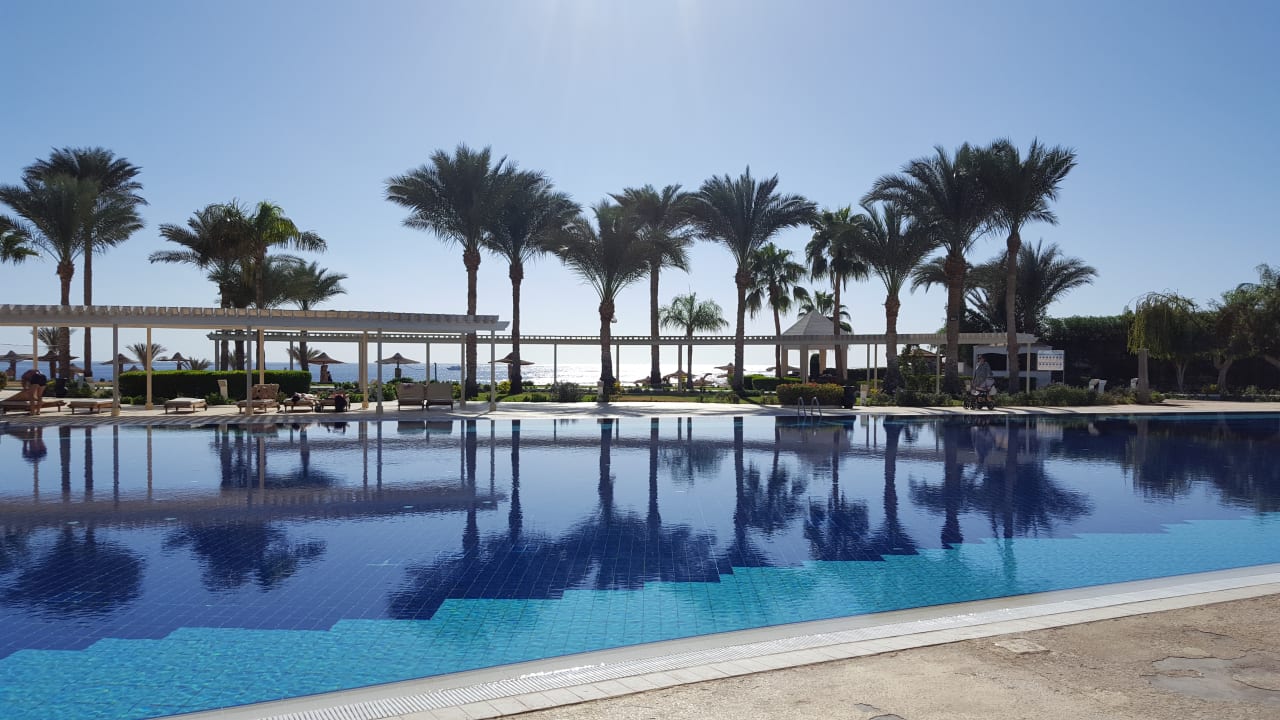 Pool Monte Carlo Sharm Resort & Spa