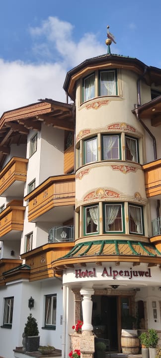Außenansicht Hotel Alpenjuwel Jäger