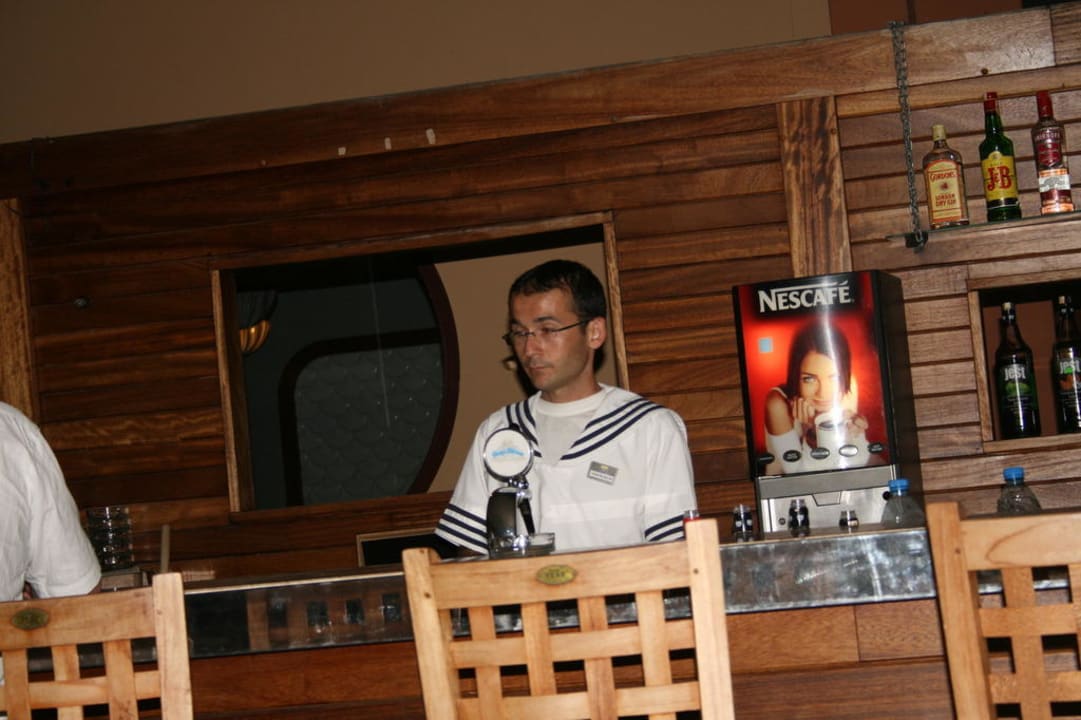 Barkeeper Hotel Grand Side