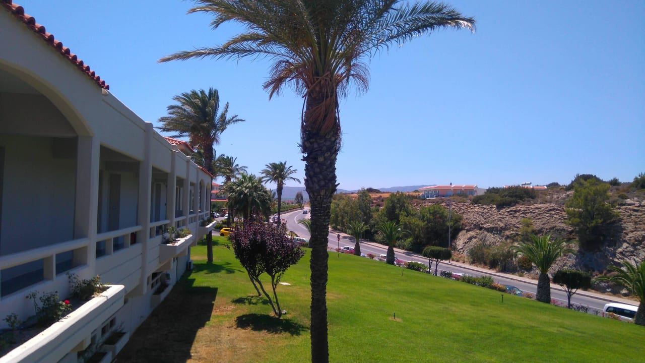 Ausblick zur Sraßenseite Rodos Princess Beach Hotel & Spa