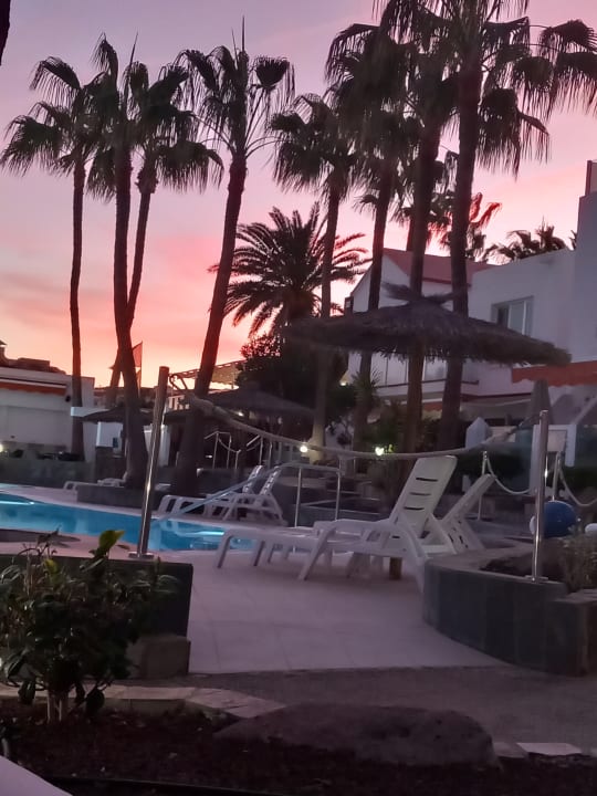 Pool Bahia Calma Beach