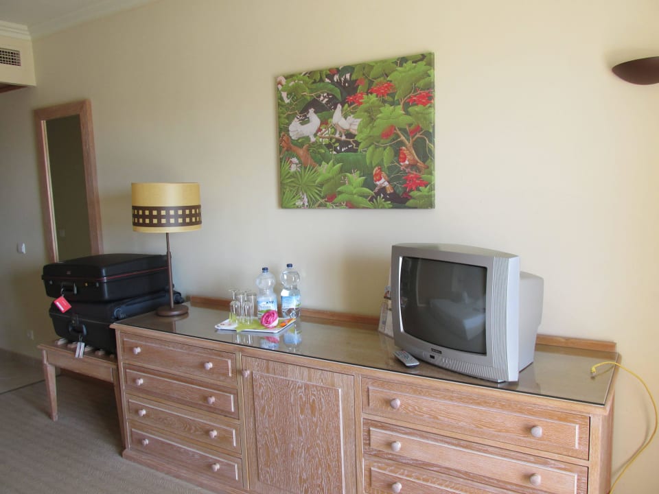 Kommode im Zimmer 3HB Guaraná - All Inclusive