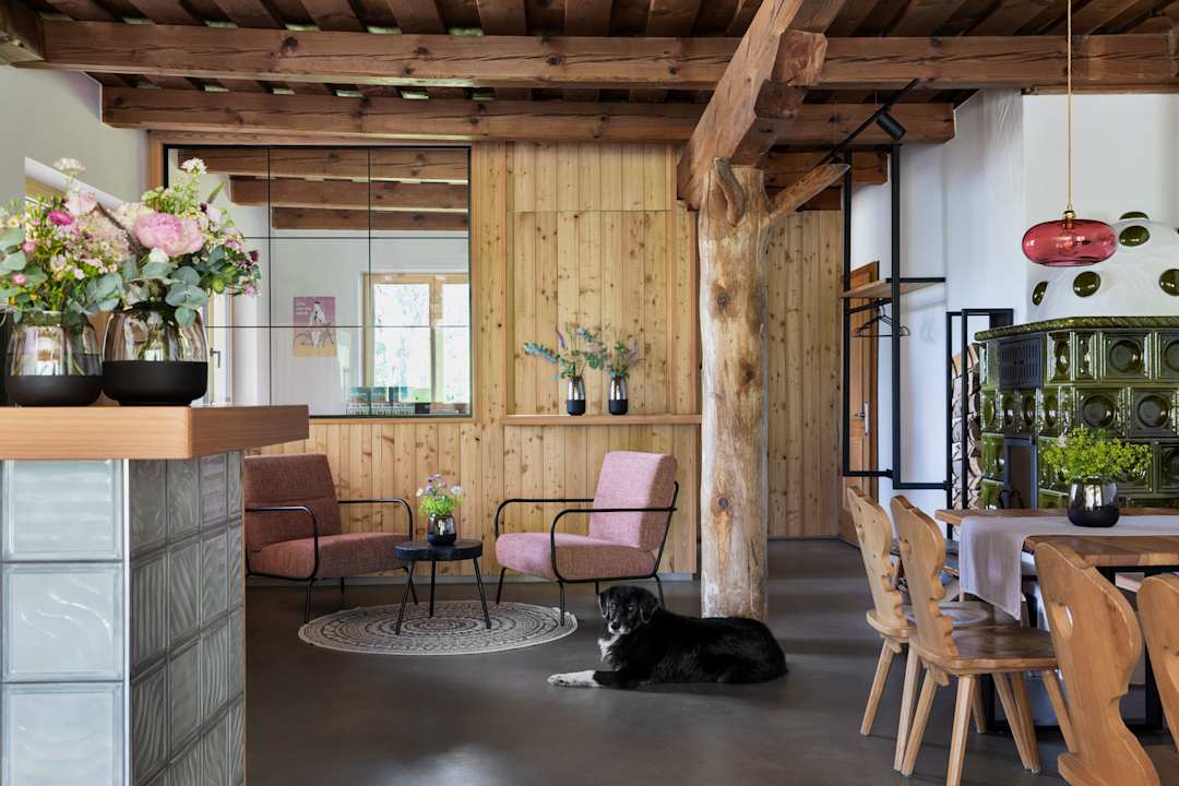 Lobby Apartmenthaus Holzhackerin