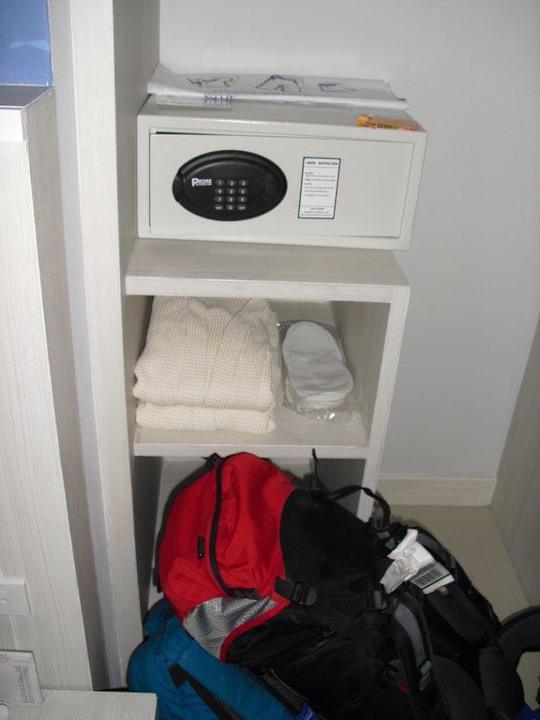 Safe, Bademantel, Hausschuhe Hotel Ds67 Suites