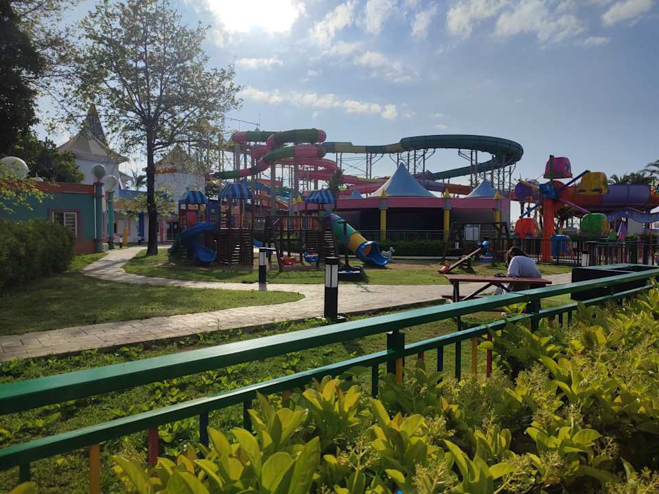 Pool IC Hotels Green Palace