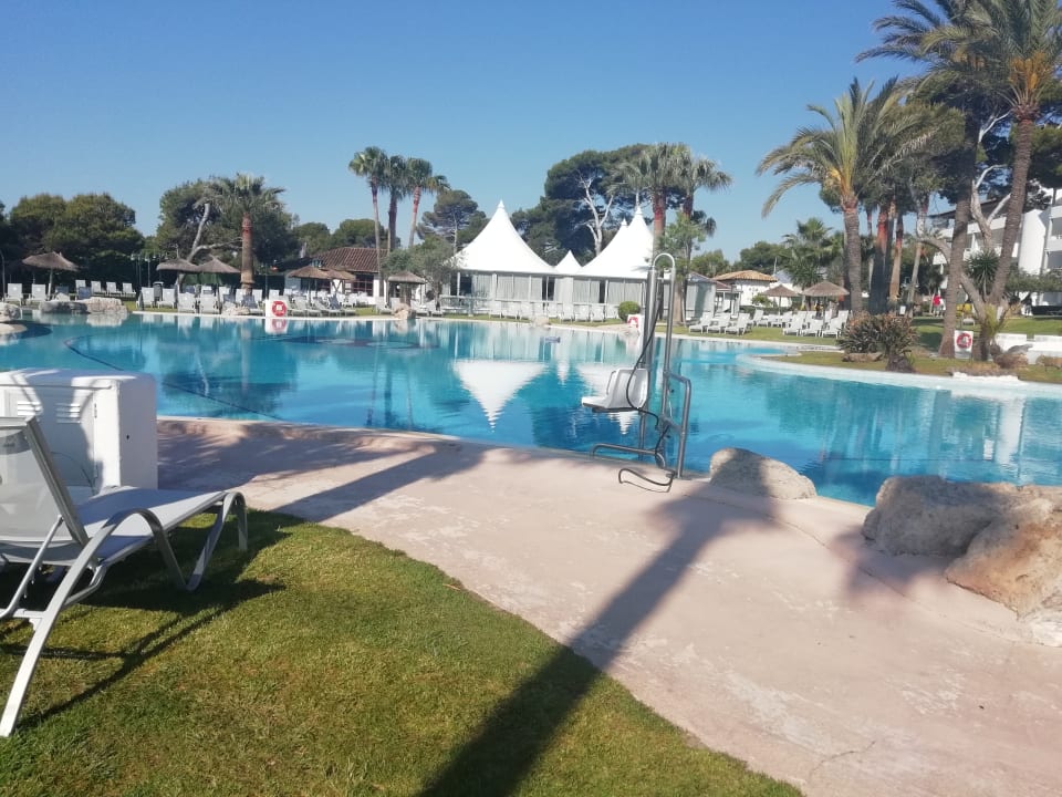 Pool Playa Esperanza Resort