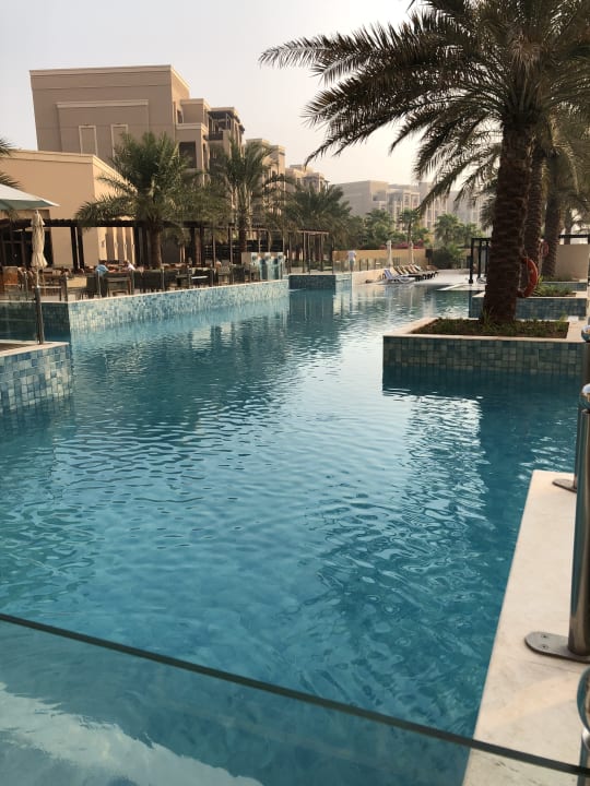 Pool DoubleTree by Hilton Resort & Spa Marjan Island