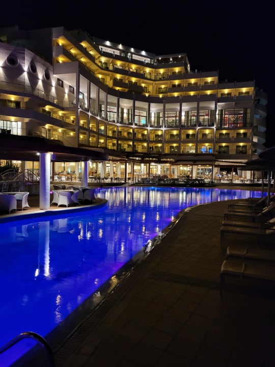 Außenansicht Elysium Resort & Spa Hotel