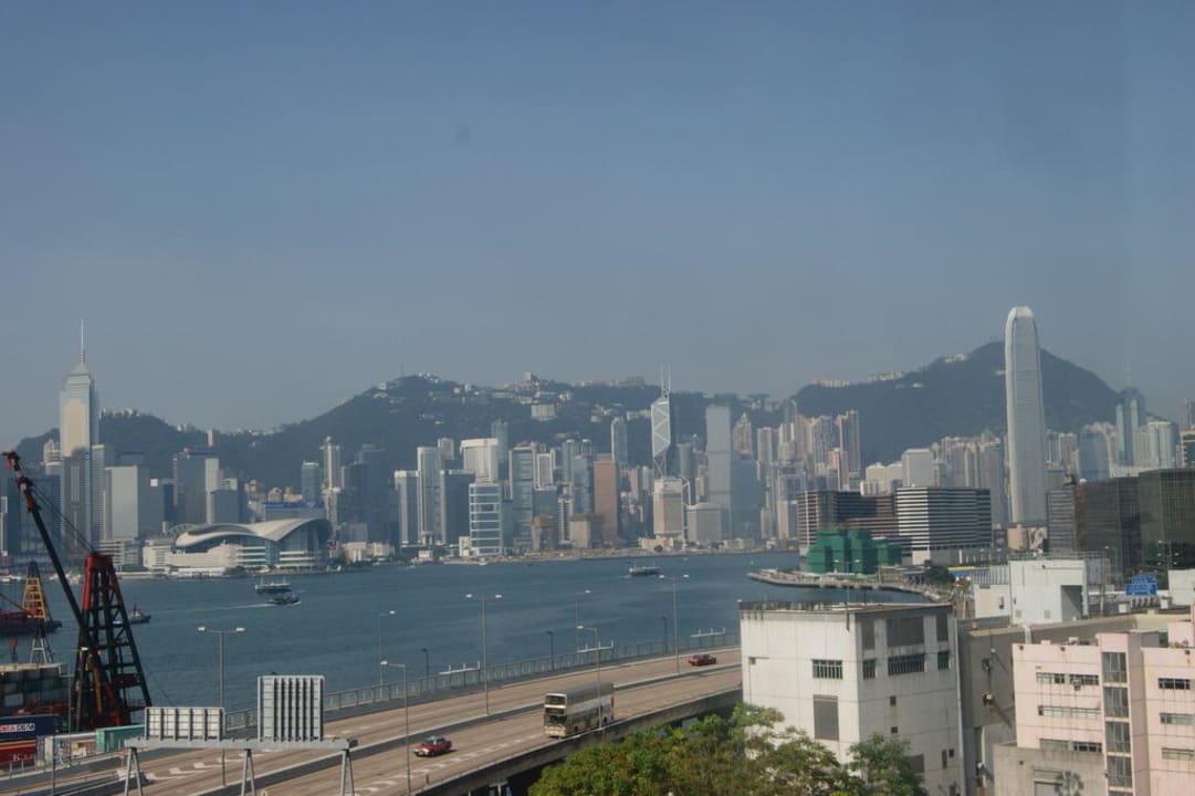 Blick von unserem Zimmer Harbour Plaza Metropolis