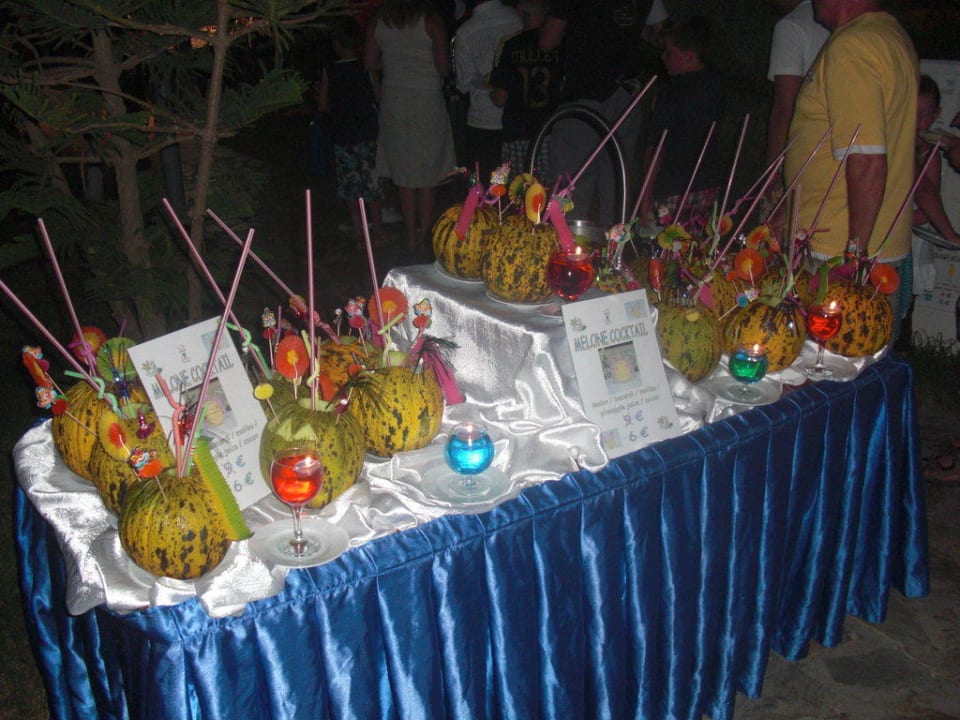 Melonen Cocktails Hane Family Resort