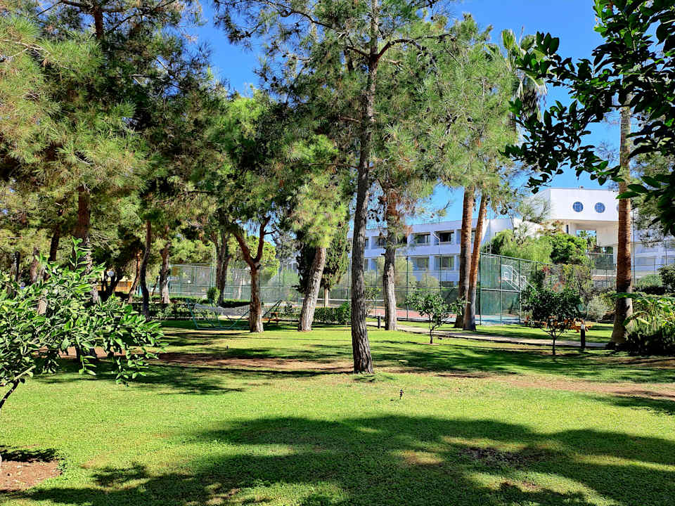 Gartenanlage Asteria Collection Side